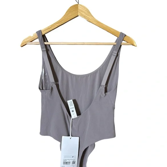 NWT Lululemon Wundermost Ultra-Soft Nulu Mesh Scoop Back Thong Bodysuit, medium - Picture 5 of 6
